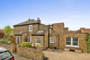 Dennis Road, East Molesey- click for photo gallery